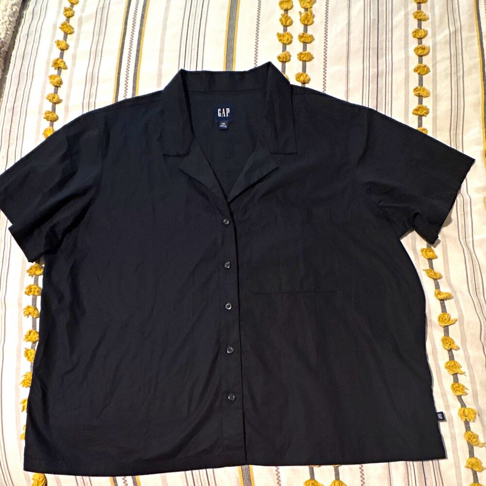 Gap women's Black Solid Short Sleeve Button-Up Spread Collar Shirt Pockets XXL